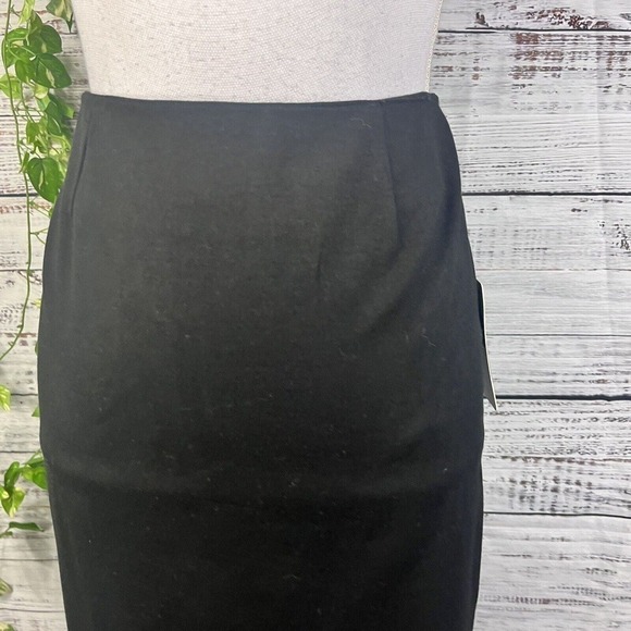 Dalia Collection Skirt size 6 Black Pencil Ponte Knit Knee Stretch Career Casual - Picture 3 of 9